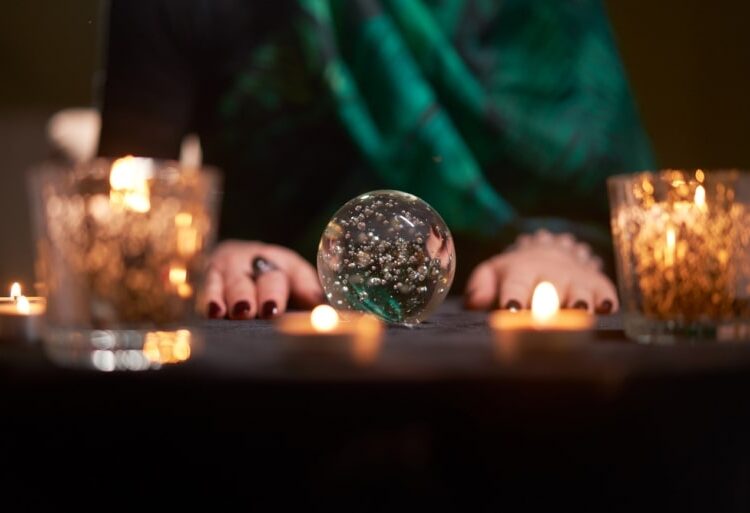 How to Choose the Right Psychic for You