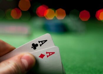 10 essential tips for every poker player