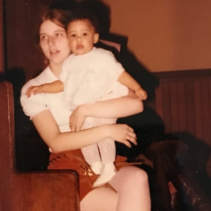 Grace Harry’s Early Life