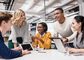 do you need to be multilingual to intern abroad as a data analyst