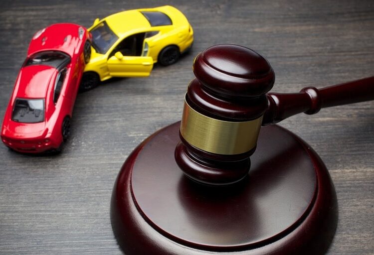 what to expect when hiring a lawyer for minor car accident
