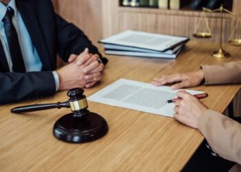 how to evaluate reputable personal injury attorneys