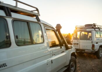 how to choose the perfect overland vehicle for your adventure