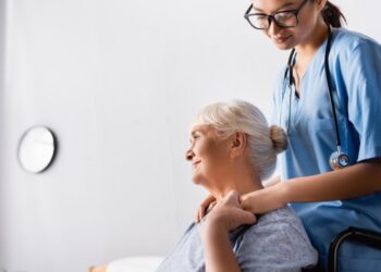 what to look for in a skilled nursing facility